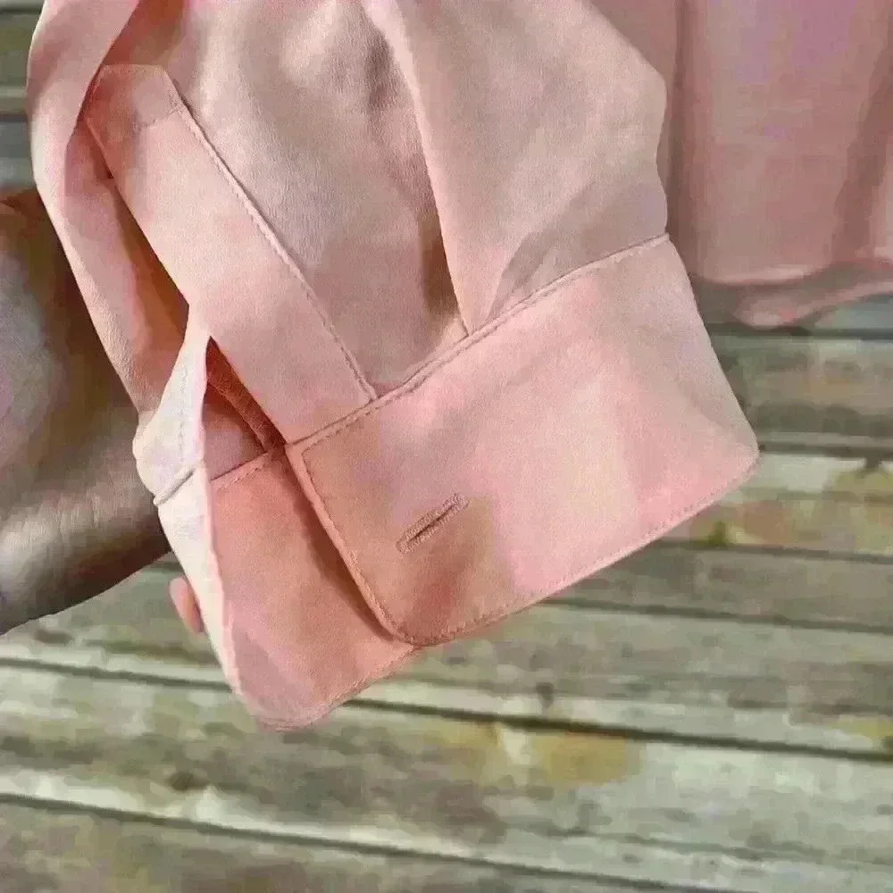 Old Navy Blouse - Picture 4 of 6